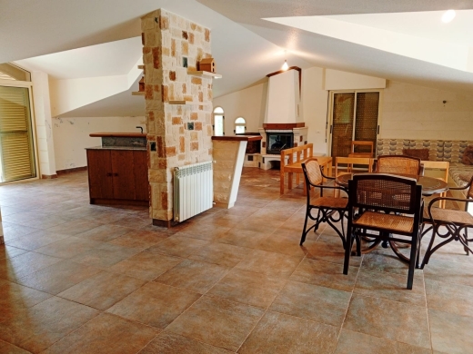 Villa Furnished With Garden & Unlockable View For Sale in Kfour — 14