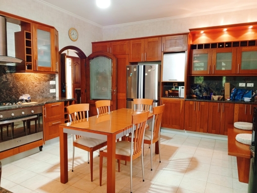 Villa Furnished With Garden & Unlockable View For Sale in Kfour — 13