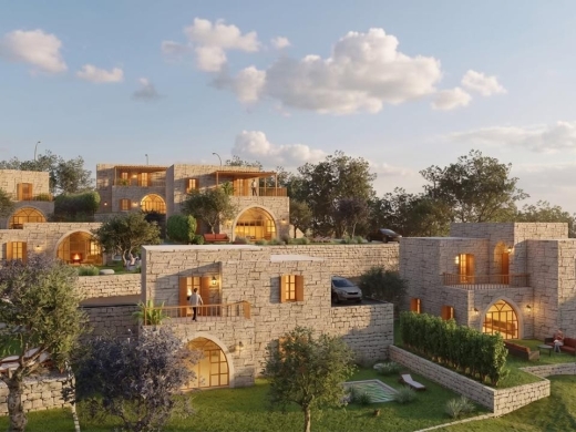 Traditional Lebanese House With Spacious Garden For Sale in Chabtine, Batroun — 5