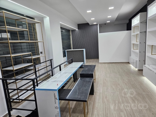 محل أو مكتب تجاري للإيجار الشهري في كسروان صربا | Prime Commercial Shop for Rent Sarba Ke… — 4