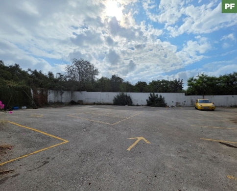 Asphalted Land/Parking & Commercial Use/accessible/HAZMIYEH,BAABDA/الحازمية /REF#PF141167