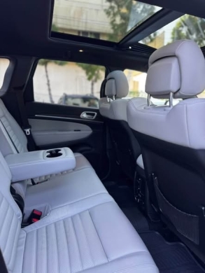 Jeep Grand Cherokee Sterling Edition 2018 — 5