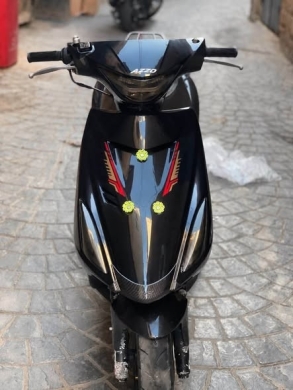 Azzo 2025 Scooter