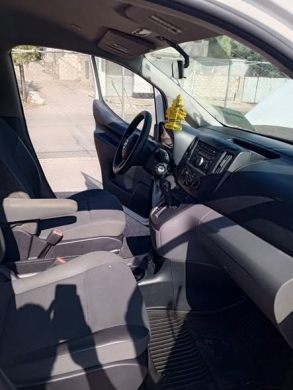 Nissan Urvan NV 200 2015