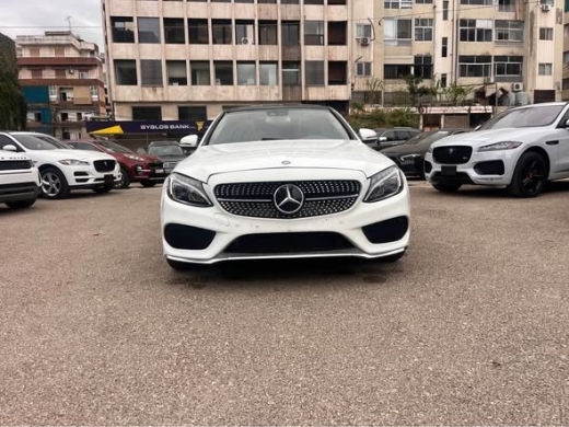 Mercedes C300 2017 — 2