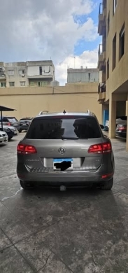 VW Touareg 2012 V6 — 4