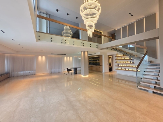 Luxurious Duplex With Great View For Sale in Louaize, Baabda