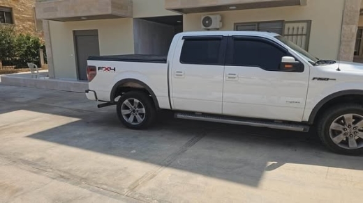 2011 Ford V6 4x4 — 5