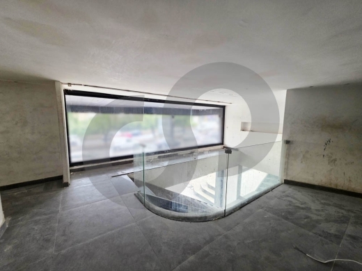 Prime location/on the highway/duplex /excellent visibility/commercial… — 2