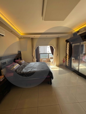 Spacious Apartment with One-of-a-Kind Sea & City Views – H… — 6