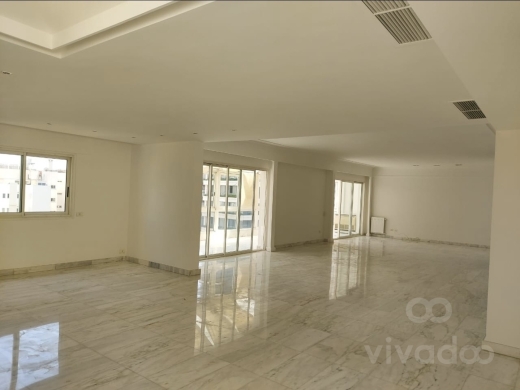 Well maintained building | open view | prime location — 8