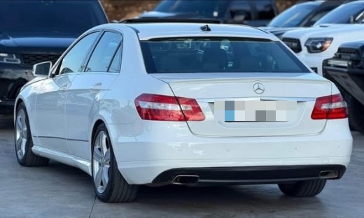 Mercedes-Benz E200 2013 — 4