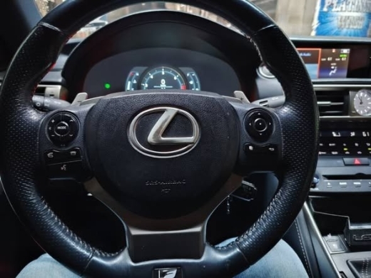 Lexus IS350 F Sport AWD 2016 — 4