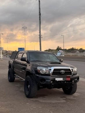 Toyota Tacoma 2011