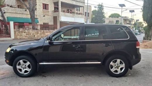 Volkswagen Touareg V6 4X4 — 5