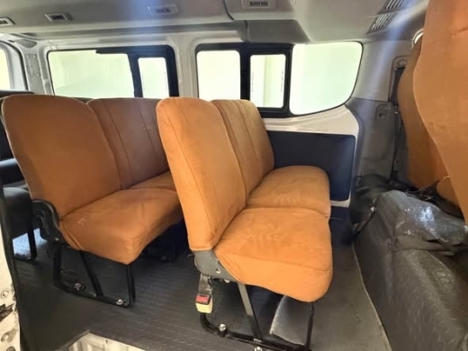 Nissan Van 15 Passenger 2013 — 3
