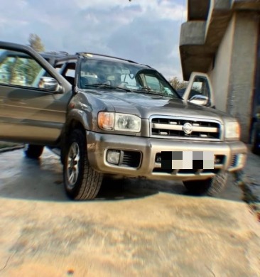 Nissan Pathfinder 2001 — 2