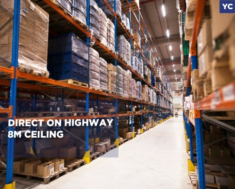 Warehouse or Showroom for rent/Prime Location/Direct on highway/AAMCHIT-JBEIL/عمشيت/REF#YC141261