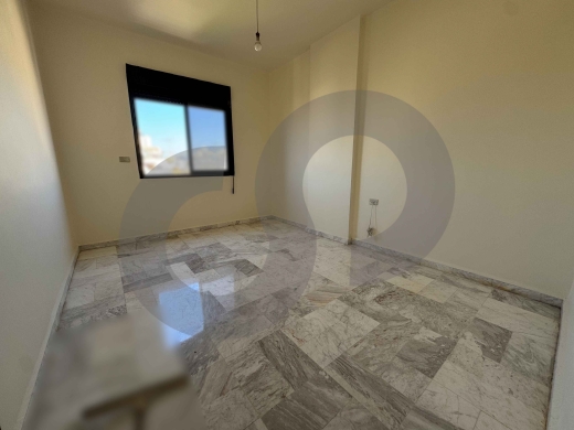 RENTAL DEAL/Convenient location close to shops IN AICHA BAKKAR,BEIRUT/عائشة بكار… — 4
