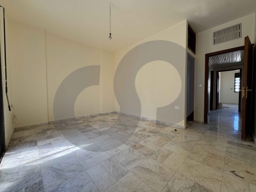 RENTAL DEAL/Convenient location close to shops IN AICHA BAKKAR,BEIRUT/عائشة بكار… — 2