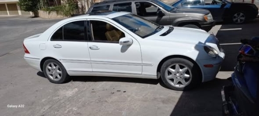 Mercedes-Benz C240 2002 — 2