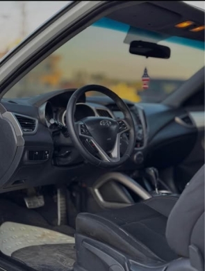 Hyundai Veloster 2013 — 2