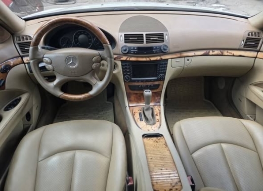 Mercedes E 350 2007 — 5