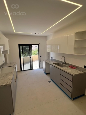 شقة للبيع في الربوة 180م2 مع تراس | 180sqm Apartment for Sale in Rabweh with Terrace — 4