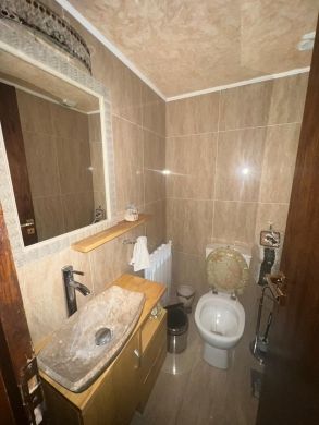 Spacious 260m² Furnished 3BR Apt in Mount Lebanon - Central A/C & Heating — 5