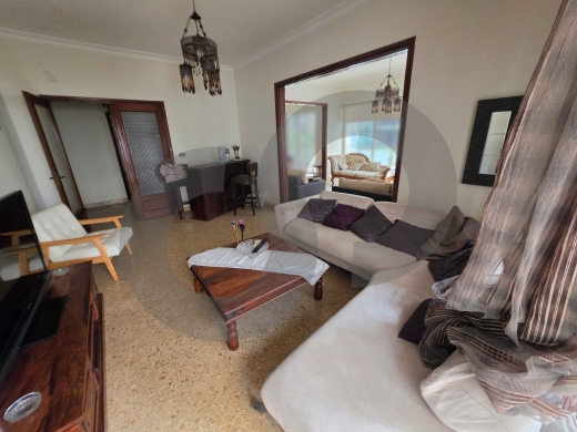 PRIME LOCATION/ well-maintained building/KORAYTEM,BEIRUT/قريطم/REF#OI141324 ! — 3