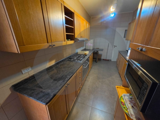 PRIME LOCATION/ well-maintained building/KORAYTEM,BEIRUT/قريطم/REF#OI141324 ! — 8