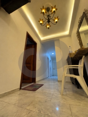 Well-maintained Building/prime location/Generator/ras el nabeh,beirut/رأس ال… — 2