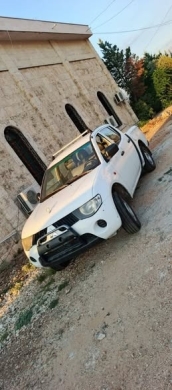 Mitsubishi Pickup 2009 — 2