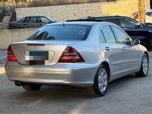 Mercedes-Benz C230 2005 — 4
