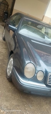 Mercedes Benz E320 1996