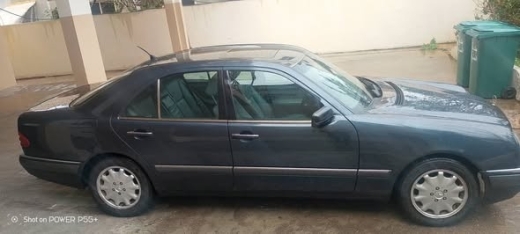 Mercedes Benz E320 1996 — 5