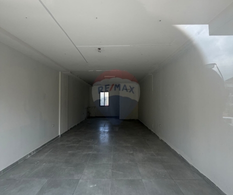 R9-3987 Shop for Rent in Nakhleh El Mazar Koura | 49 m² | Prime Commercial Locationمحل للإيجار في النخلة المزار الكورة | 49 م² | موقع تجاري مميز
