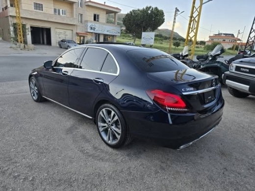 2019 Mercedes-Benz C300 AMG — 5