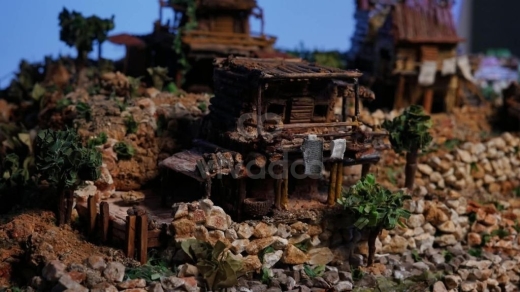 مجسم قرية مصغرة مصنوع يدوياً | Handcrafted Miniature Village Diorama Art — 4