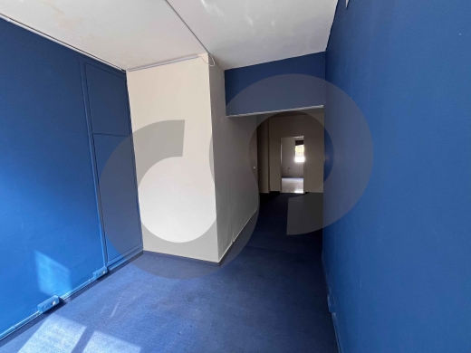 OFFICE/PRIME LOCATION/Mar Elias Main Street/BEIRUT/مار إلياس/ high visibility and easy ac… — 3