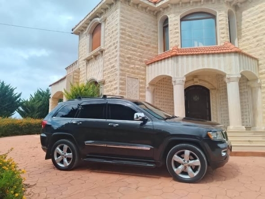 Jeep Cherokee 2011 Hemi Limited V8