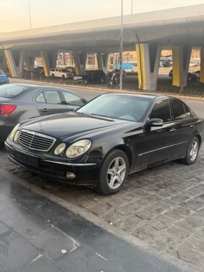 Mercedes E320 2003
