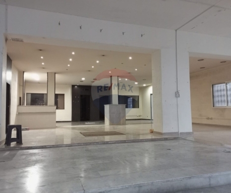 R9-3993 Premium Showroom for Sale in Zgharta | 400 m² | 6 Facades on Main Roadمعرض تجاري للبيع في زغرتا | 400 م² | 6 واجهات على الطريق الرئيسي