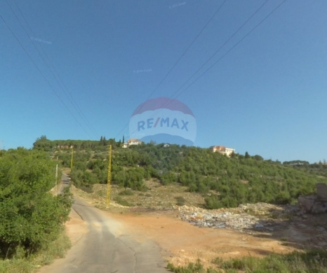 R9-3992 Land for Sale in Nakhleh Koura | 1,500 m² | 20/40 Zoningأرض للبيع في النخلة الكورة | 1,500 م² | تصنيف 20/40
