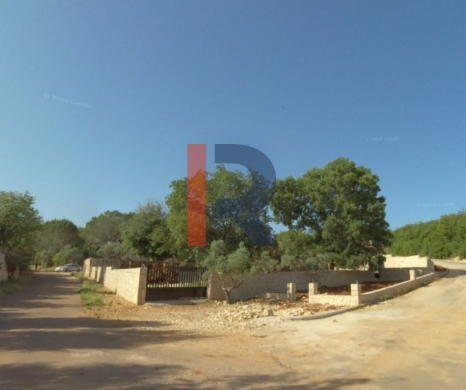 R9-3992 Land for Sale in Nakhleh Koura | 1,500 m² | 20/40 Zoning — 3