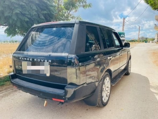 2004 Land Rover Vehicle — 4