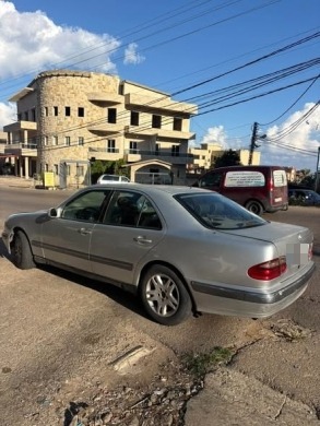 Mercedes-Benz E 240 Year 2000 — 3