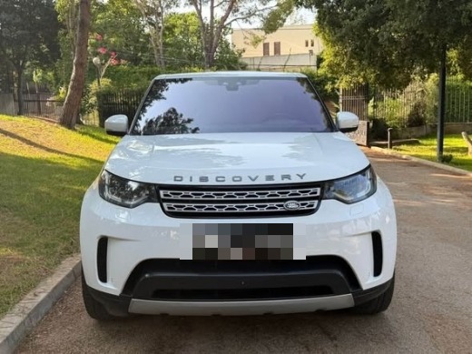 Land Rover Discovery HSE Luxury 2018 — 3