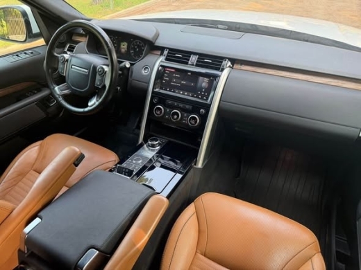 Land Rover Discovery HSE Luxury 2018 — 4