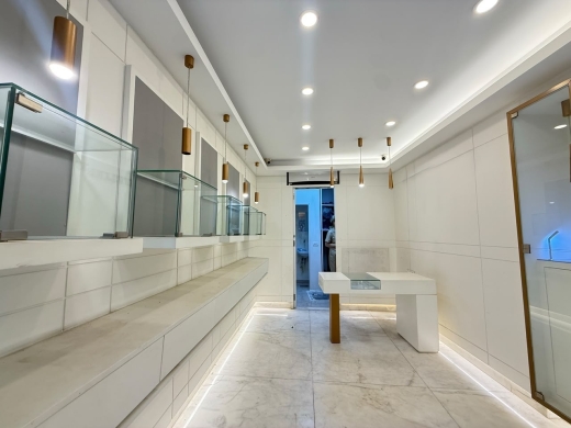 Renovated Shop on Main Street For Rent in Achrafieh, Carré D'or — 2